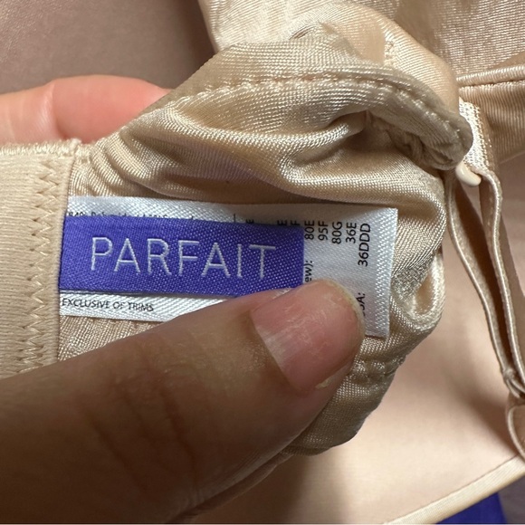Parfait by Affinitas bra Womens 36DDD beige nude emma Plunge convertible strap - Picture 2 of 6